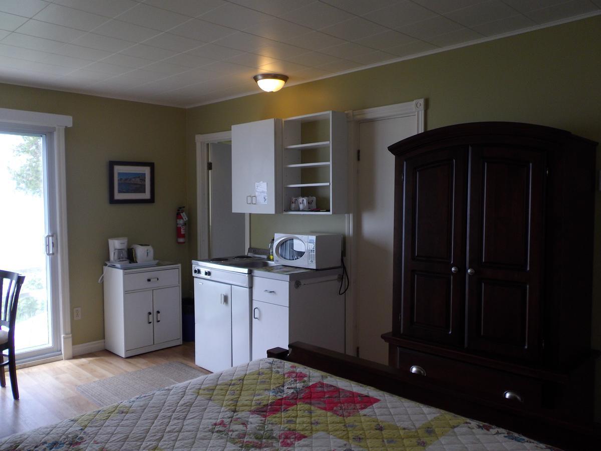 Motel Cap Blanc Kamouraska Esterno foto
